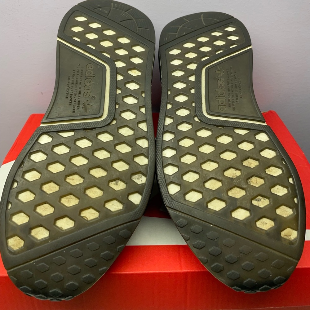 adidas NMD R1 “Solar Pink” - Picture 6 of 6